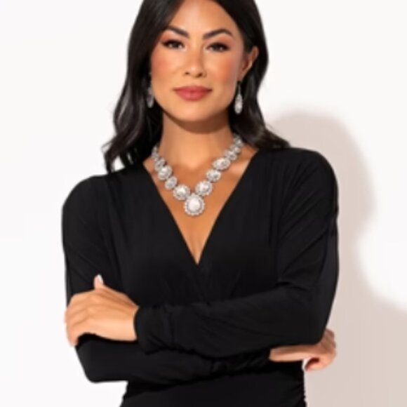 Everlasting White Zi Collection - Picture 4 of 5